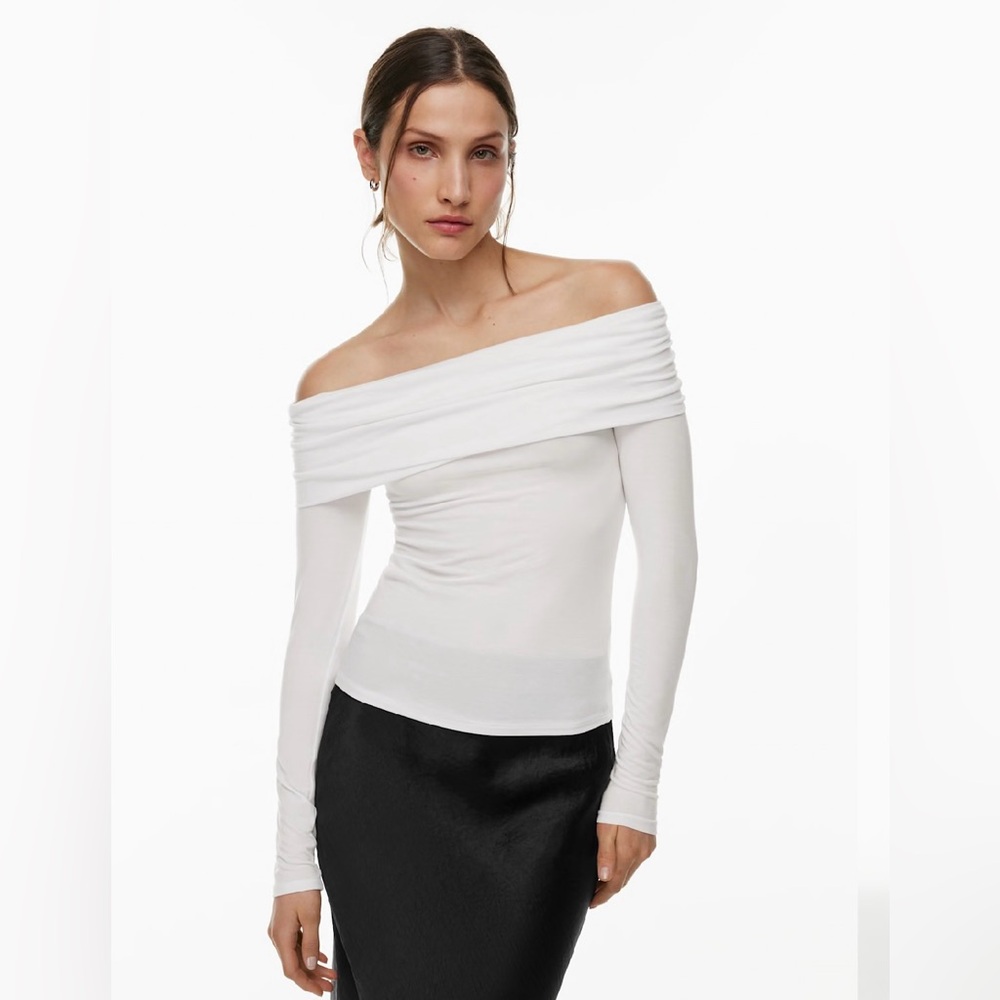 Babaton Off The Shoulder Streamline Top